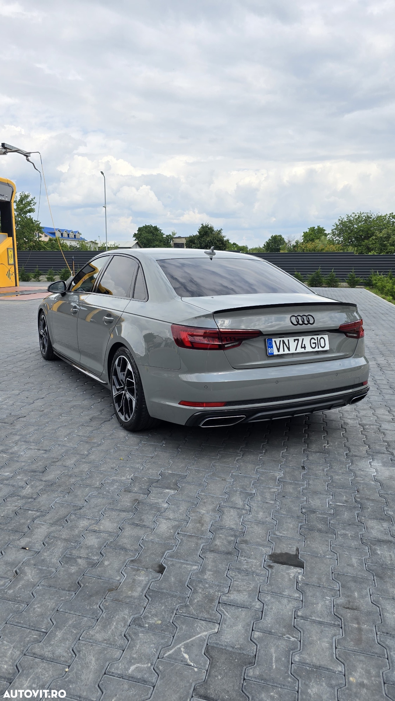 Audi A4 Avant 2.0 TFSI ultra S tronic - 6