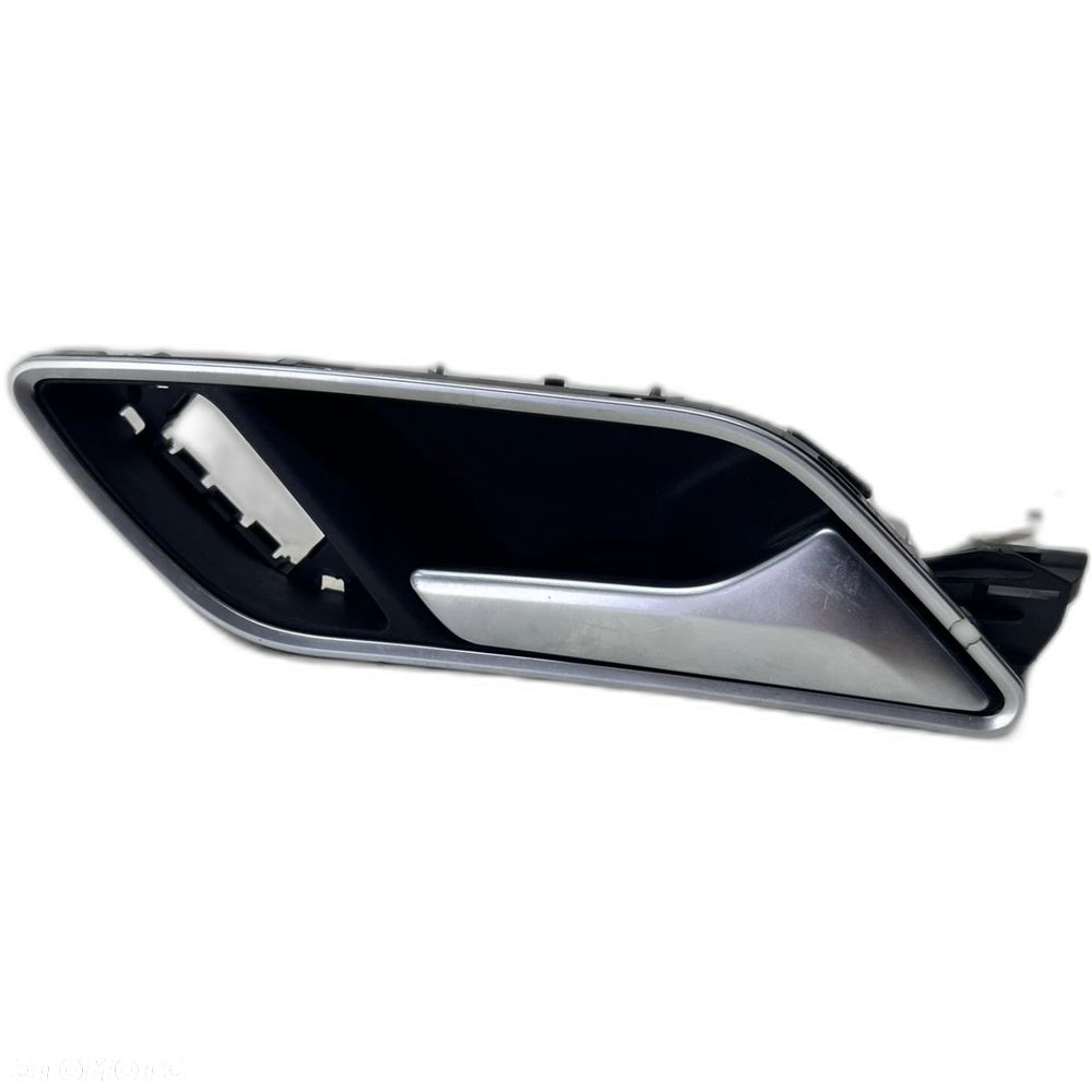 KLAMKA WEWNĘTRZNA DRZWI PRAWY PRZÓD AUDI A3 8V SPORTBACK 8V3837020B - 1