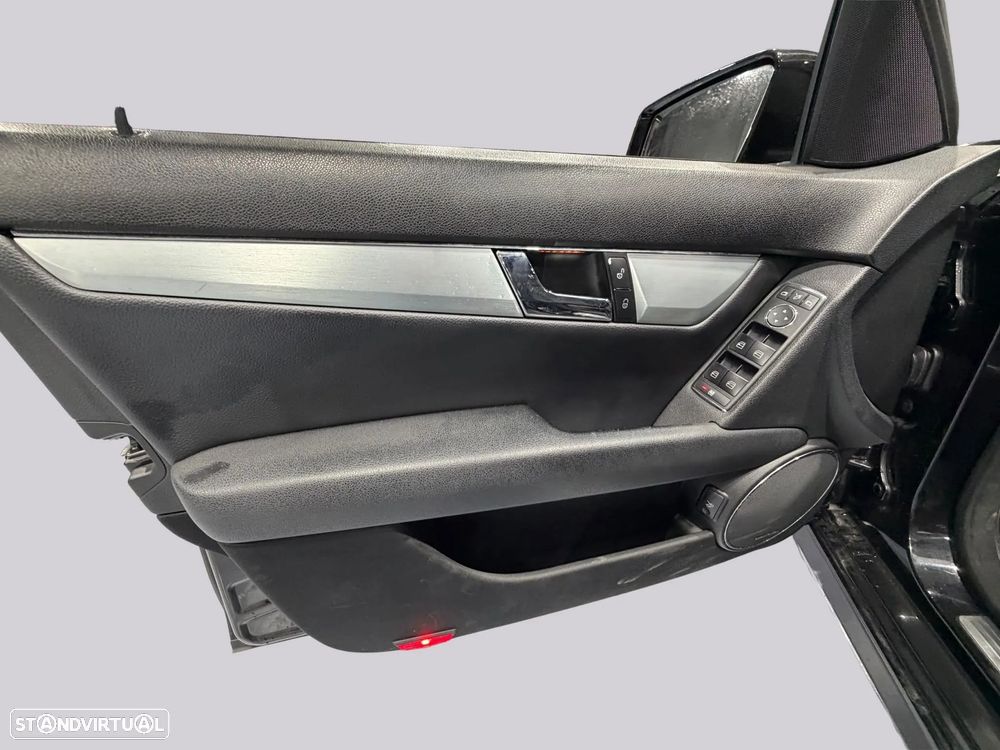 Mercedes-Benz C 220 - 8