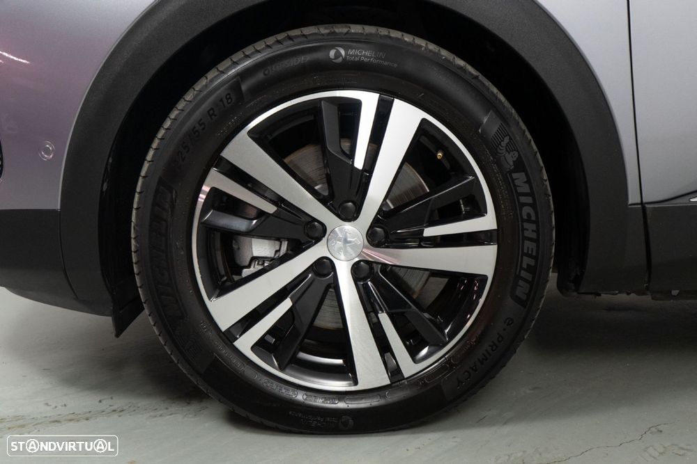 Peugeot 3008 1.6 Hybrid4 GT e-EAT8 - 23