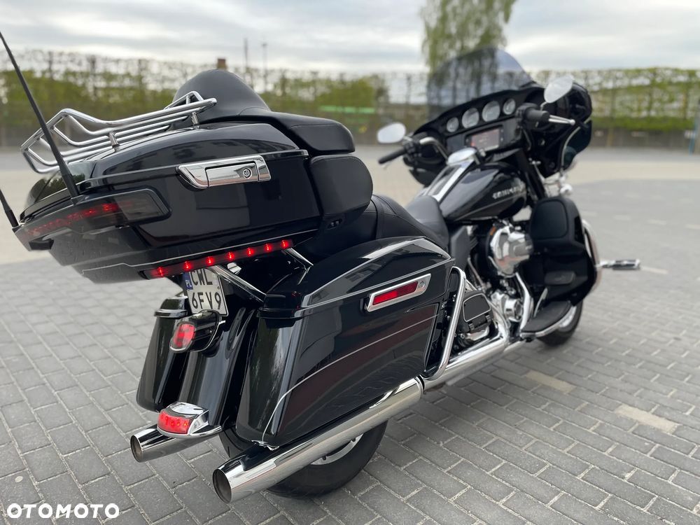 Harley-Davidson Touring Ultra Limited - 11