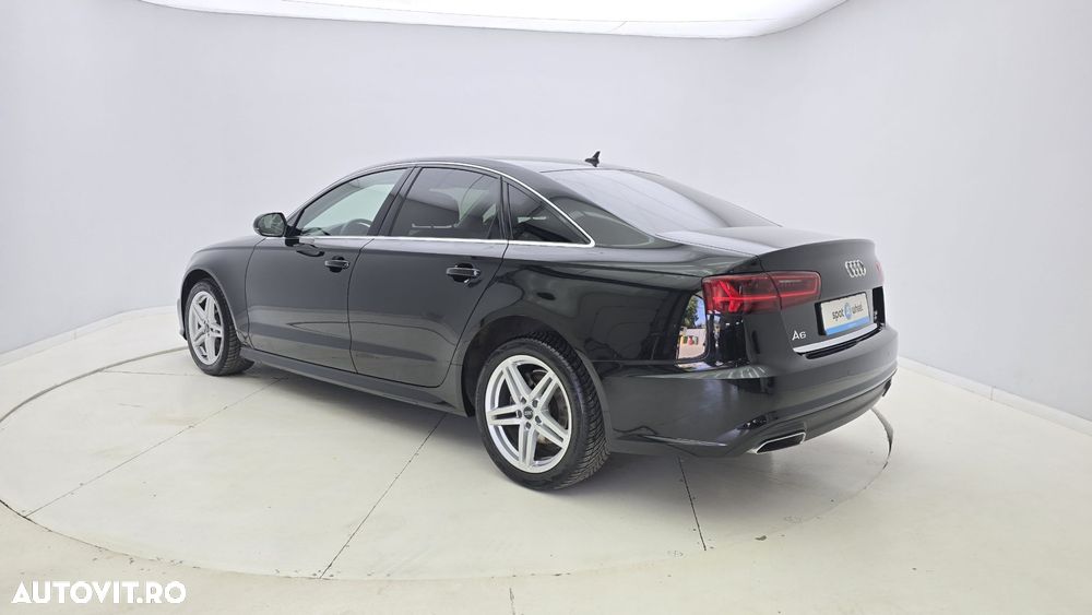 Audi A6 2.0 TDI Ultra S tronic - 8