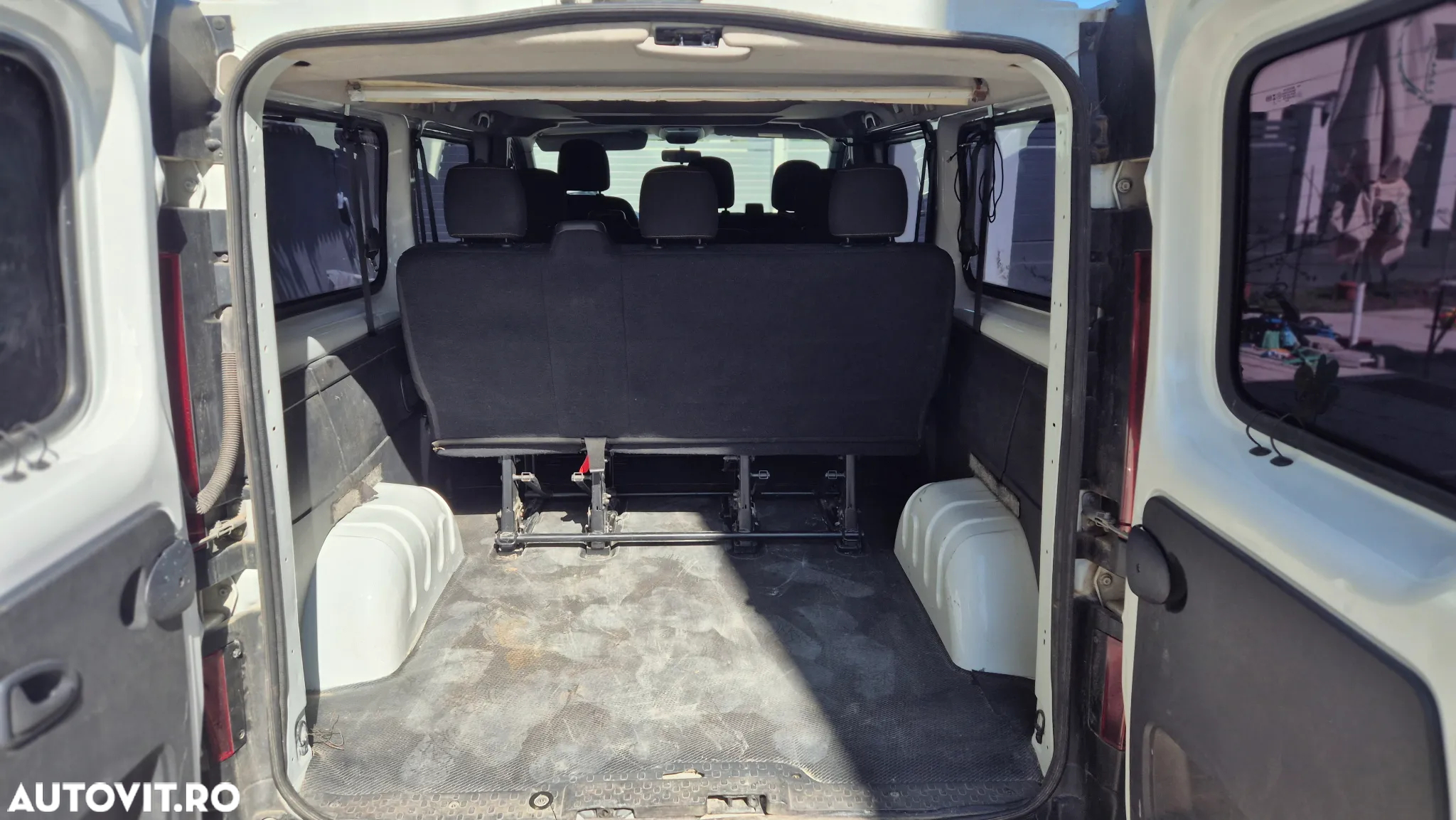 Renault Trafic Combi L2H1 1.6 dCi 95 8+1 Authentique - 15