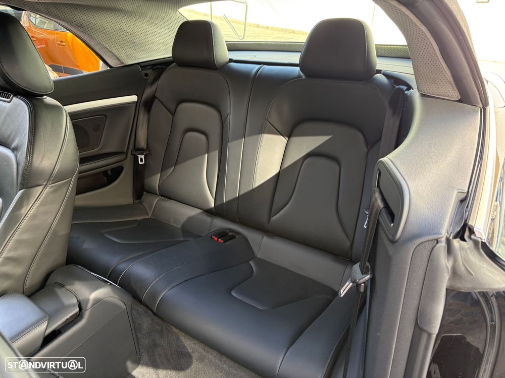 Audi A5 Cabrio 2.0 TDi Multitronic Sport - 8