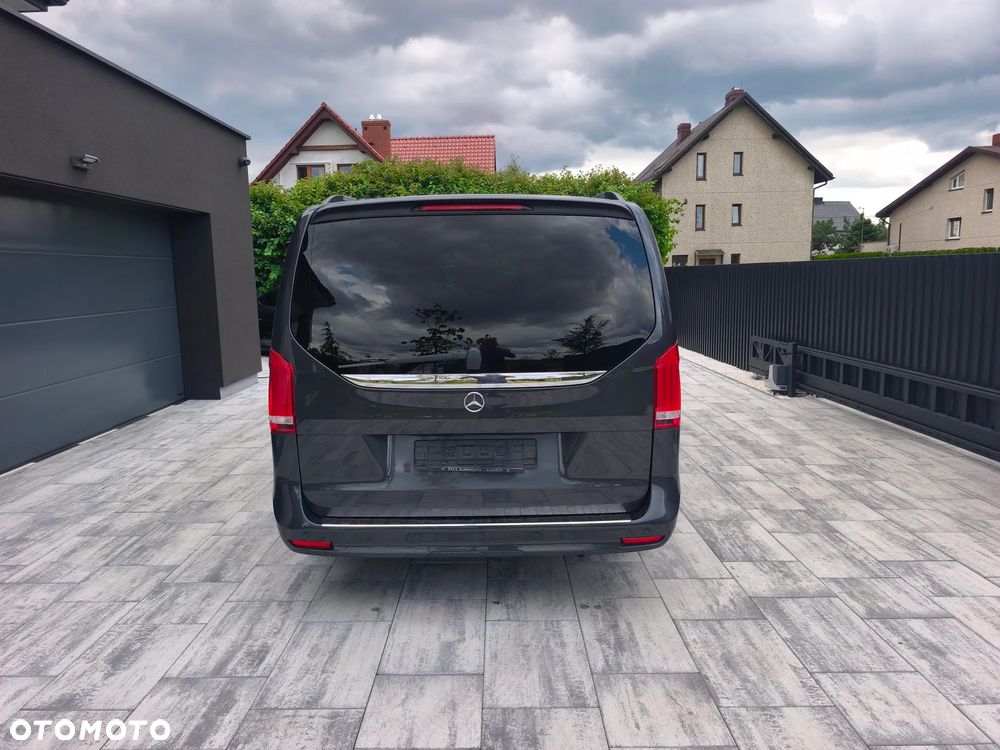 Mercedes-Benz Klasa V 300 d lang 4Matic 9G-TRONIC Special Edition Avantgarde - 4