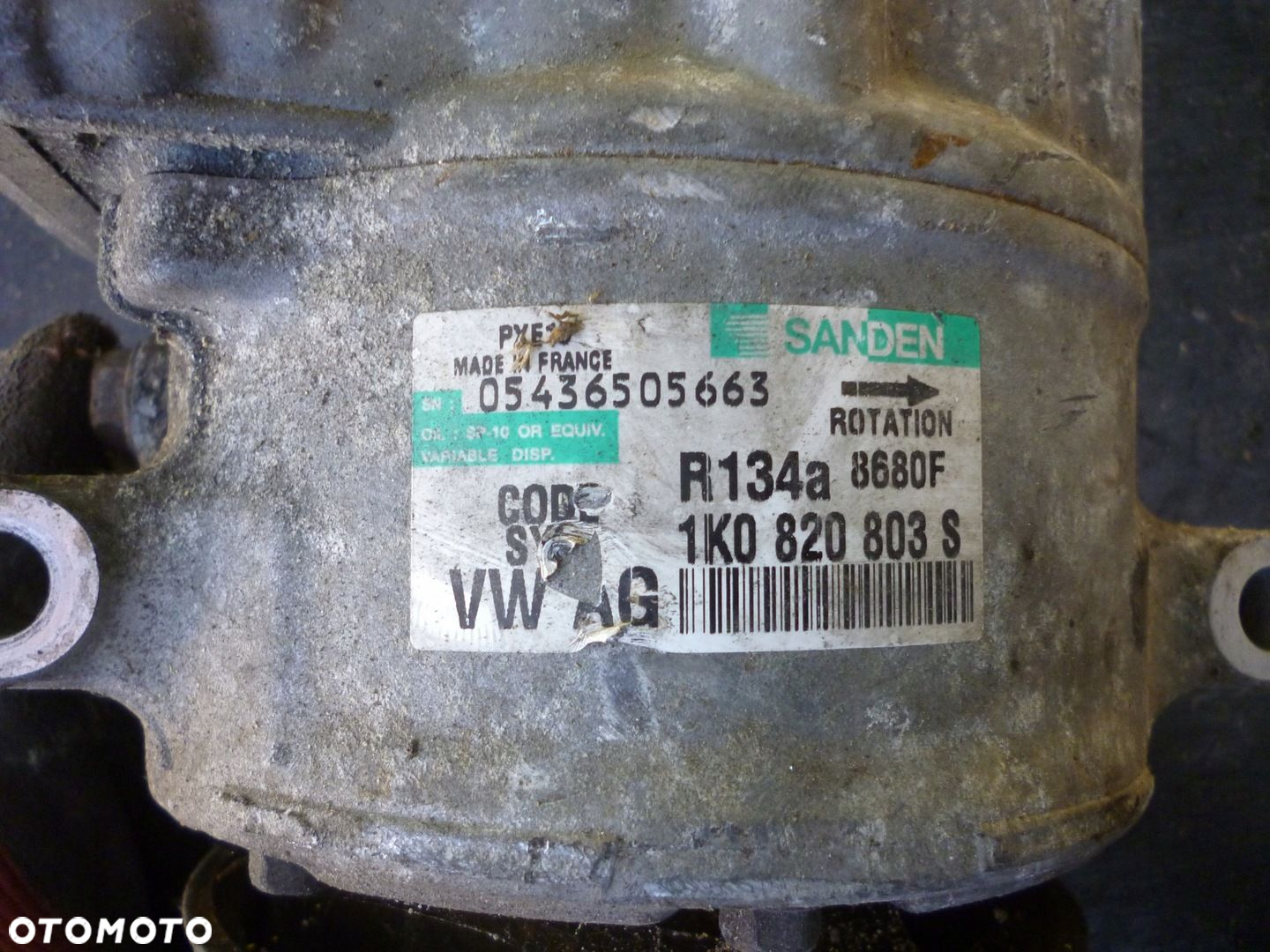 SPRĘŻARKA KLIMATYZACJI VW GOLF AUDI A3 PASSAT 1K0820803S - 2