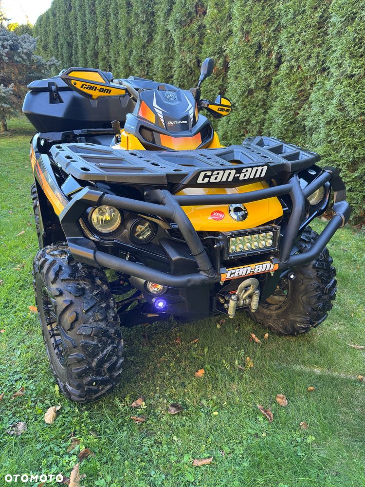 Can-Am Outlander - 1