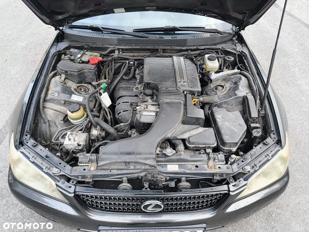 Lexus IS - 3