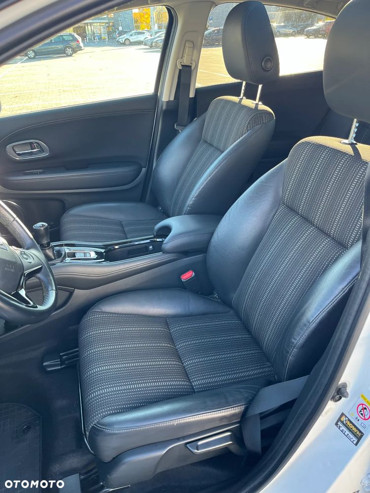 Honda HR-V 1.6 i-DTEC Executive - 12