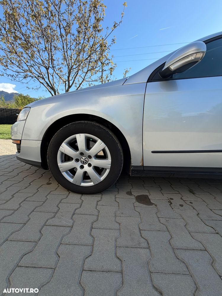 Volkswagen Passat - 5