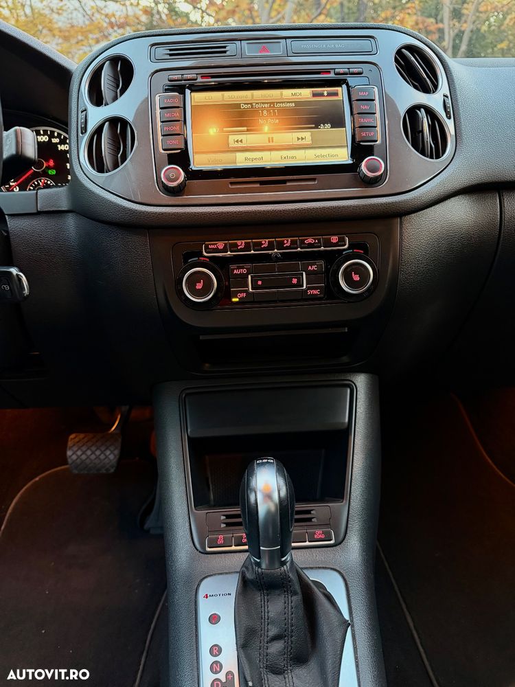 Volkswagen Tiguan 2.0 TDI 4Motion DSG Track & Field - 11