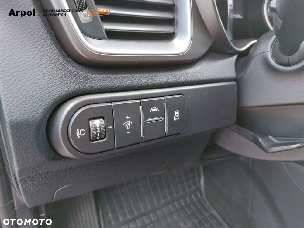 Kia Ceed 1.4 T-GDI M DCT - 8