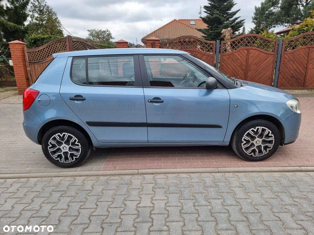 Skoda Fabia - 8