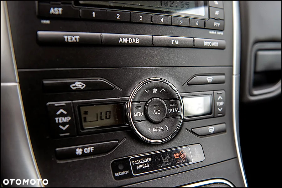 Toyota Auris - 25