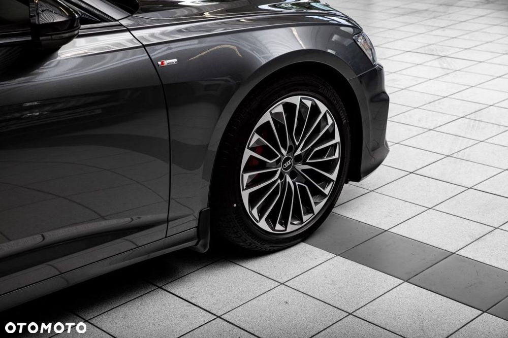 Audi A6 Avant e-tron - 10
