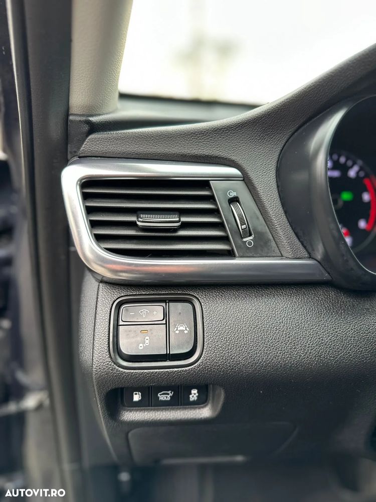 Kia Optima Sportagon 1.7 CRDI DCT Business Supreme - 8