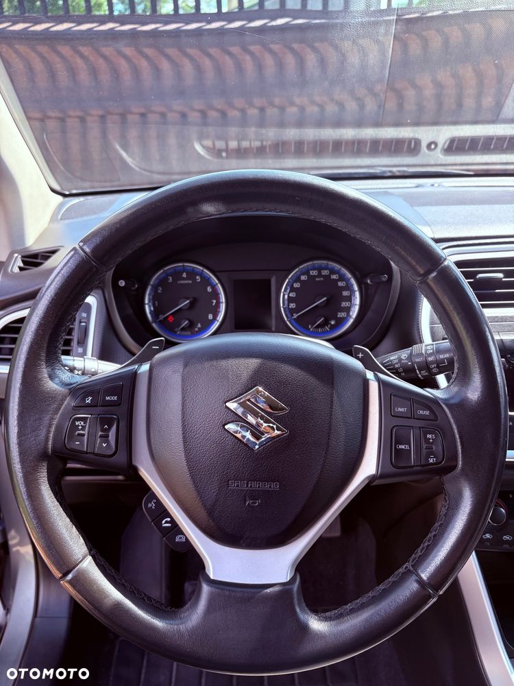Suzuki SX4 S-Cross - 9