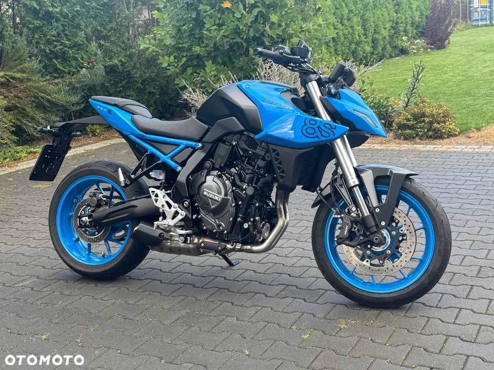 Suzuki GSX - 5