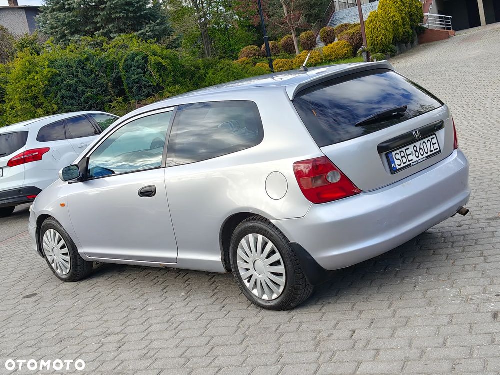Honda Civic 1.4i - 12