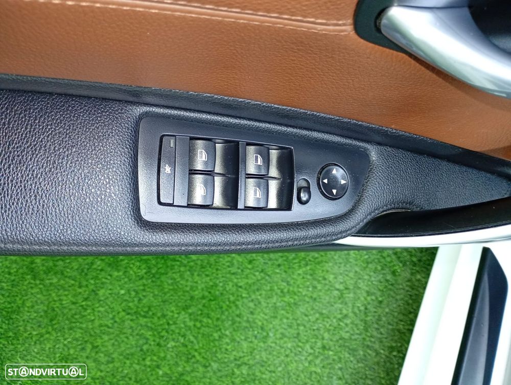 BMW 118 d Line Sport - 13