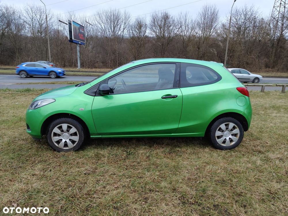 Mazda 2 - 7