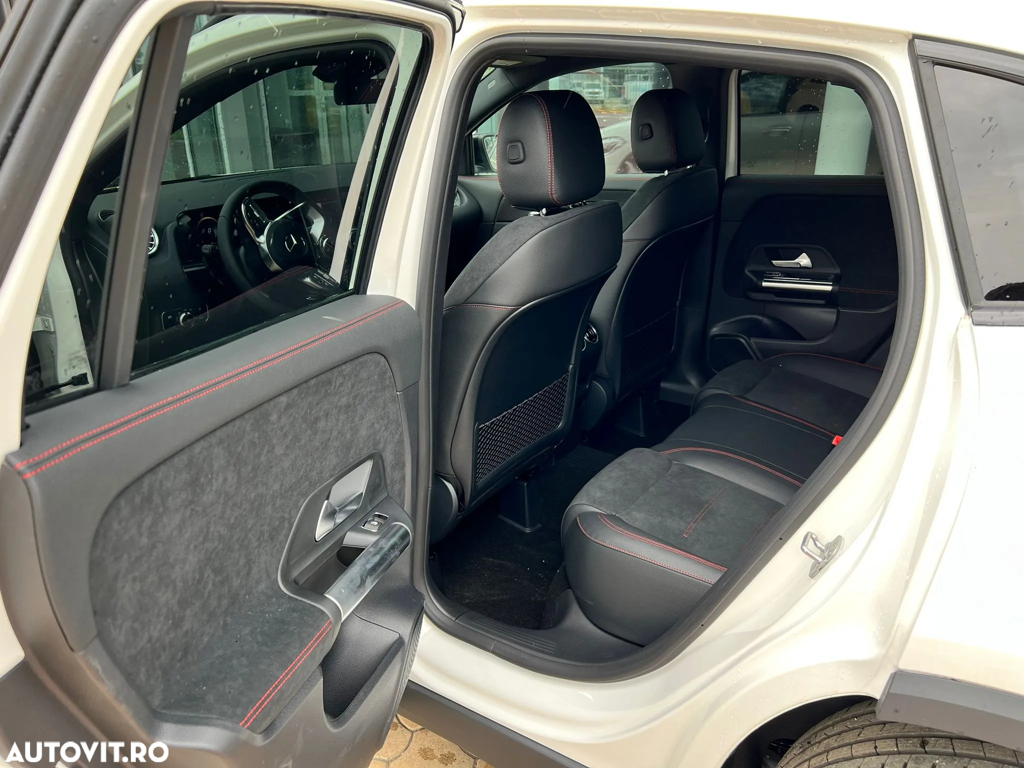 Mercedes-Benz GLA 250 e - 9