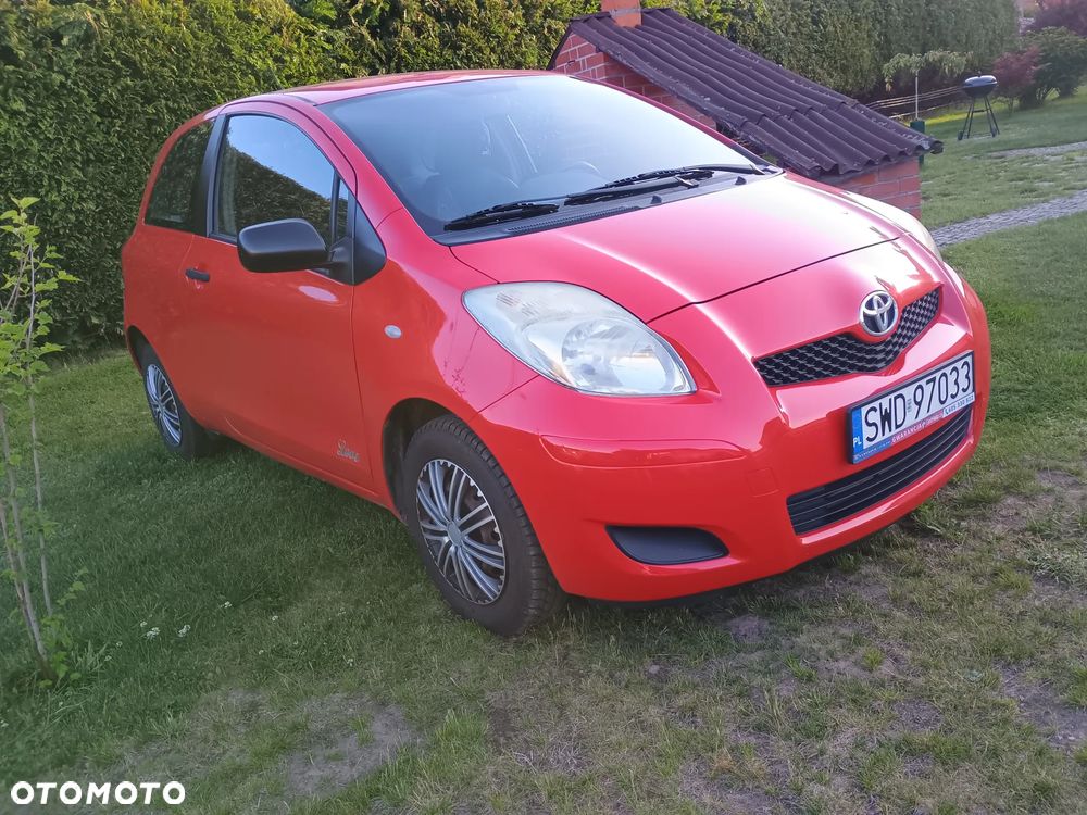 Toyota Yaris 1.0 VVT-i Life - 1