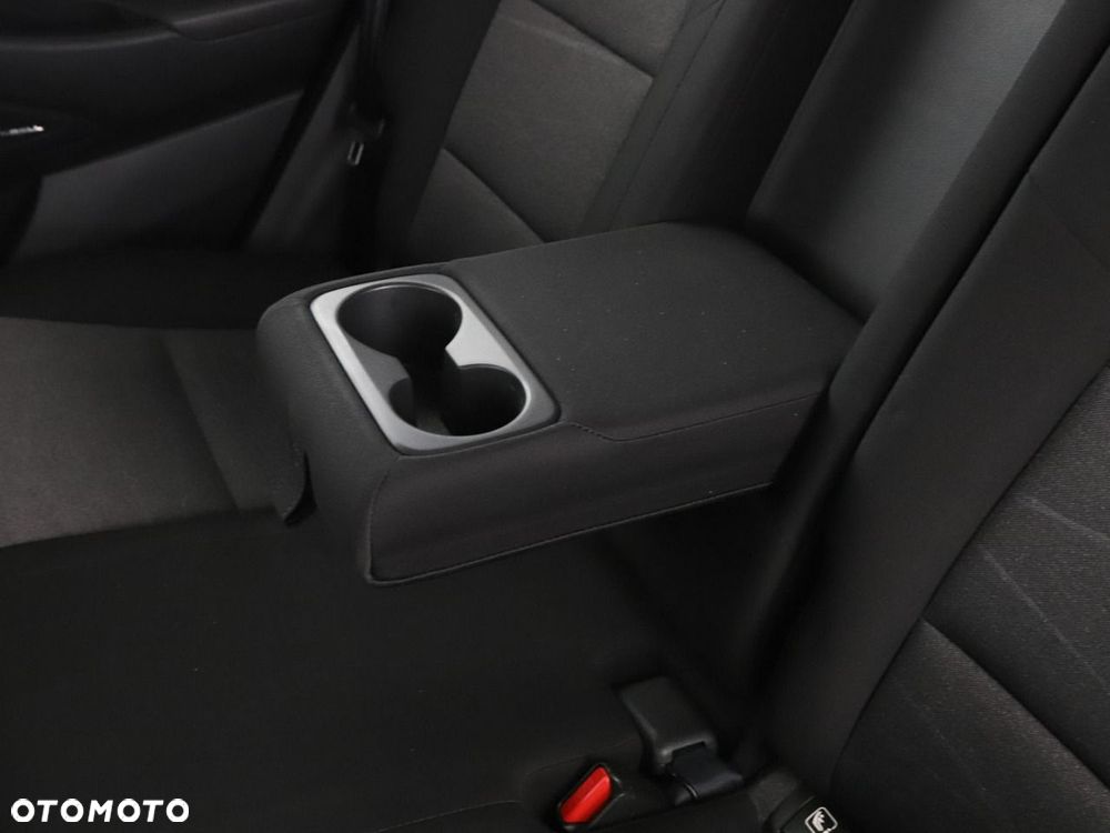 Hyundai Tucson 1.6 GDi 2WD Trend - 37