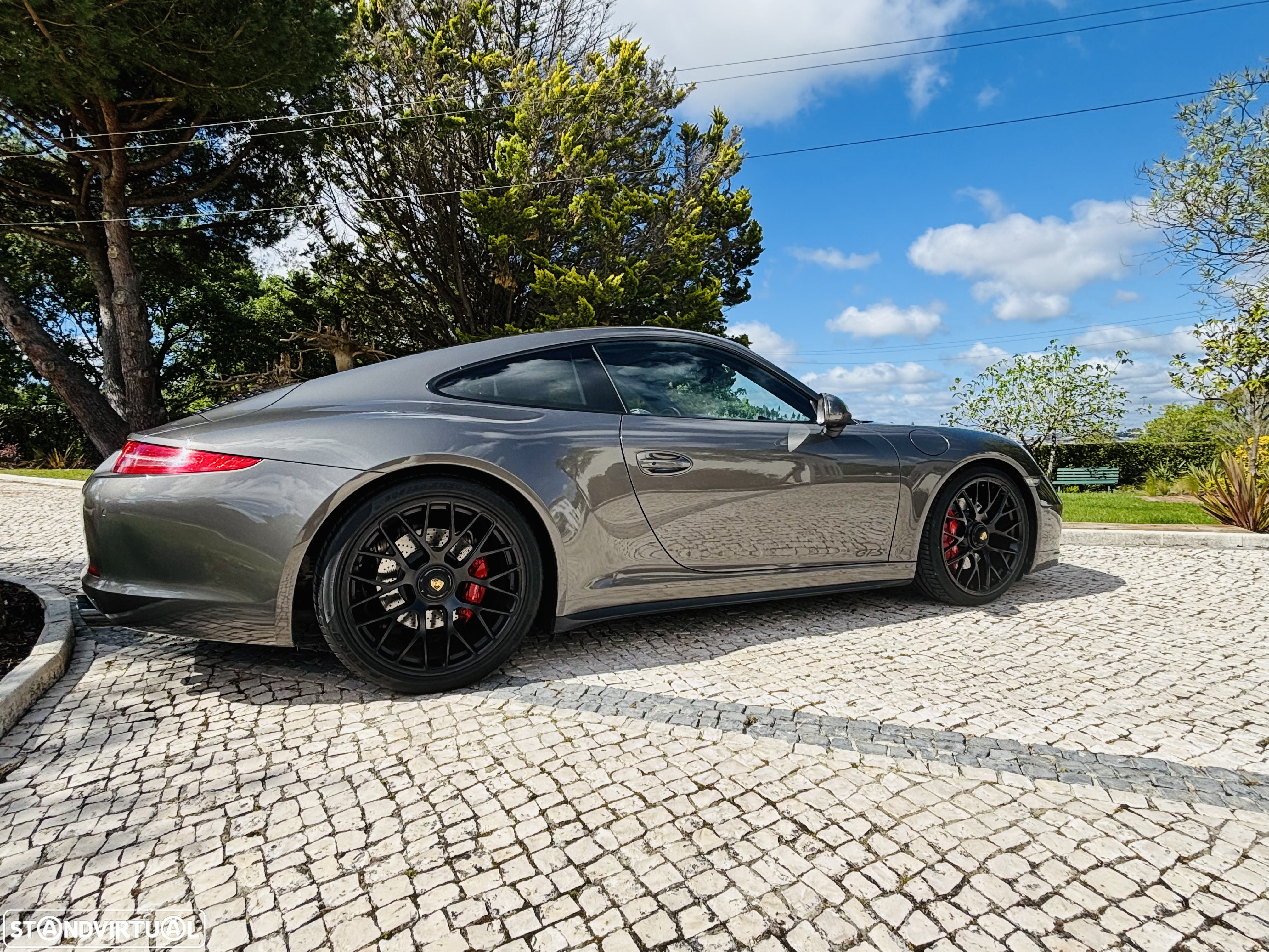 Porsche 911 (991) Carrera 4 GTS PDK - 11