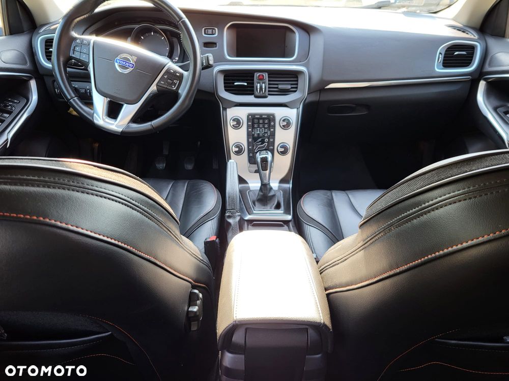 Volvo V40 - 11