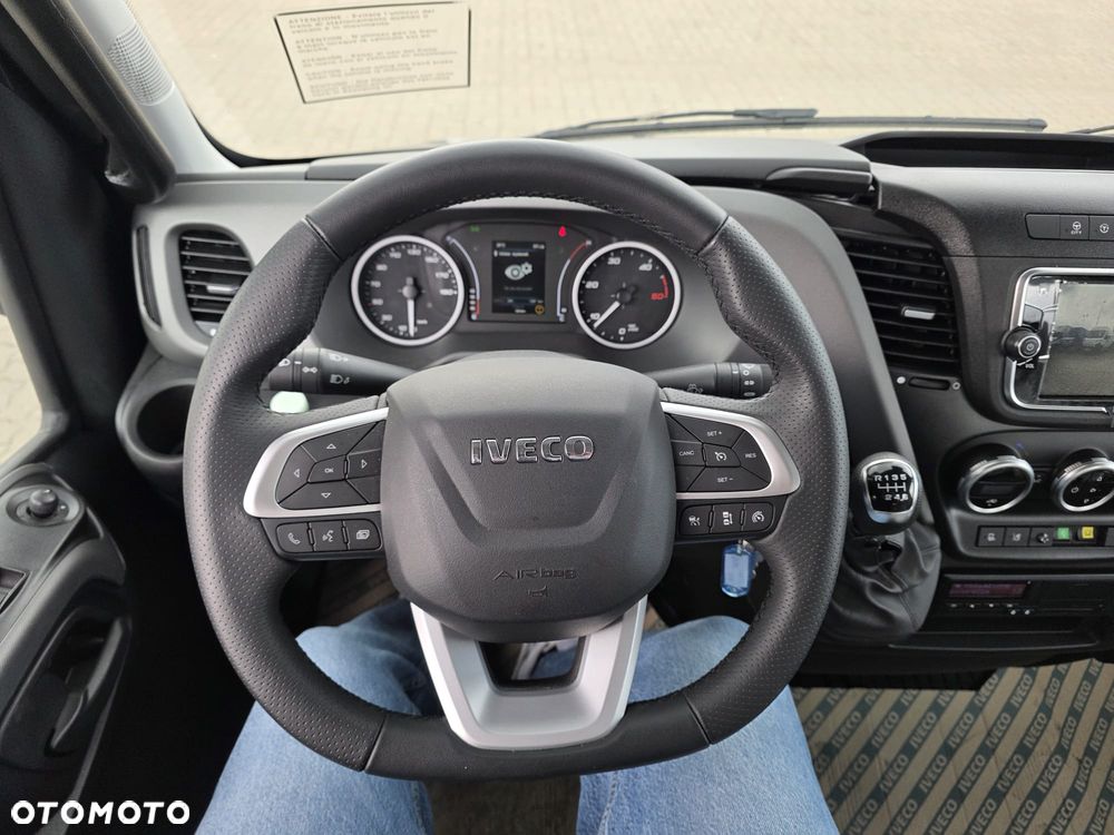 Iveco 70C18 Hds Żuraw Skrzynia Demo Pokazowy Jak Nowy !!! dmc 7200 - 14