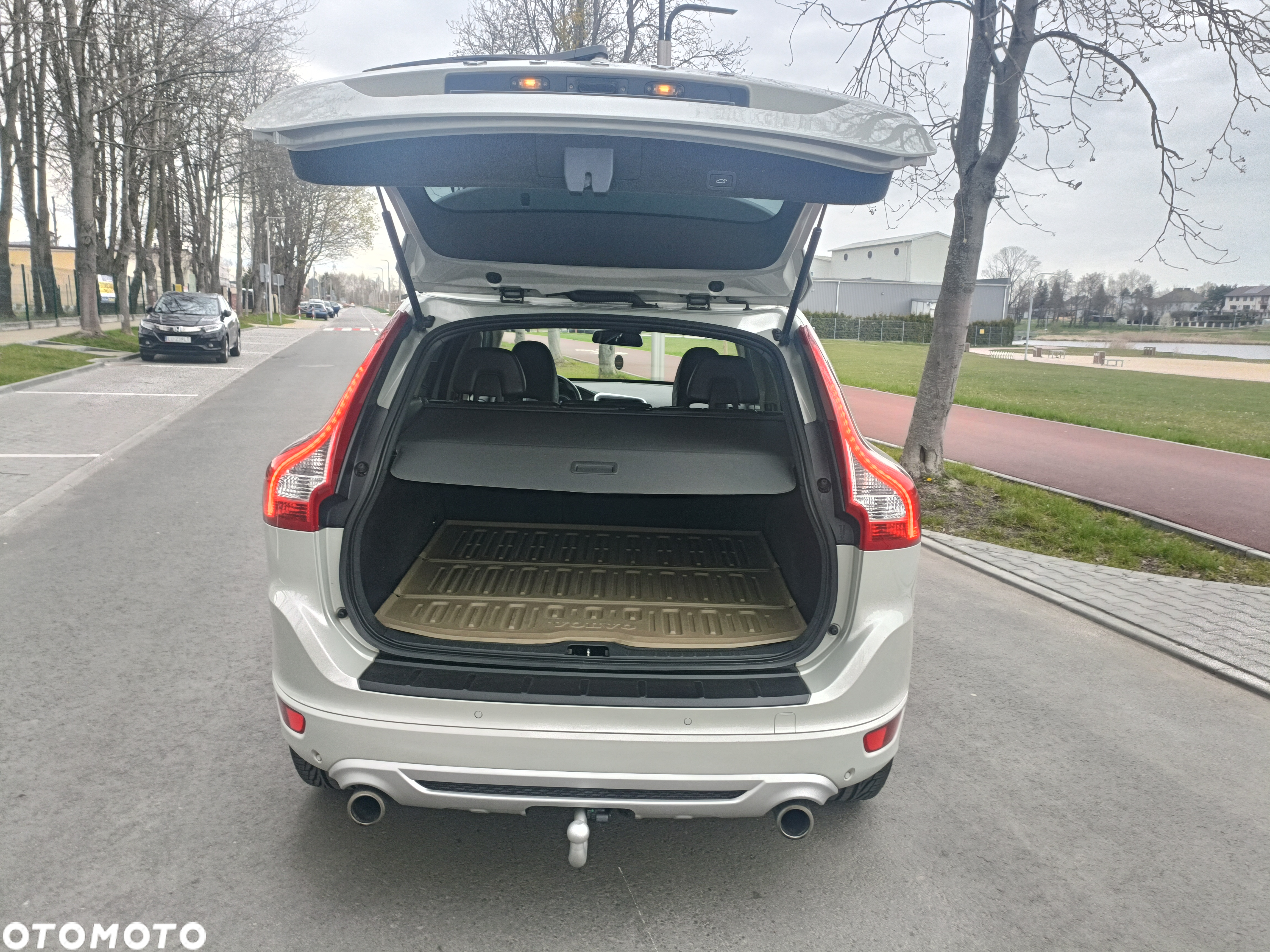 Volvo XC 60 D3 Geartronic RDesign - 24