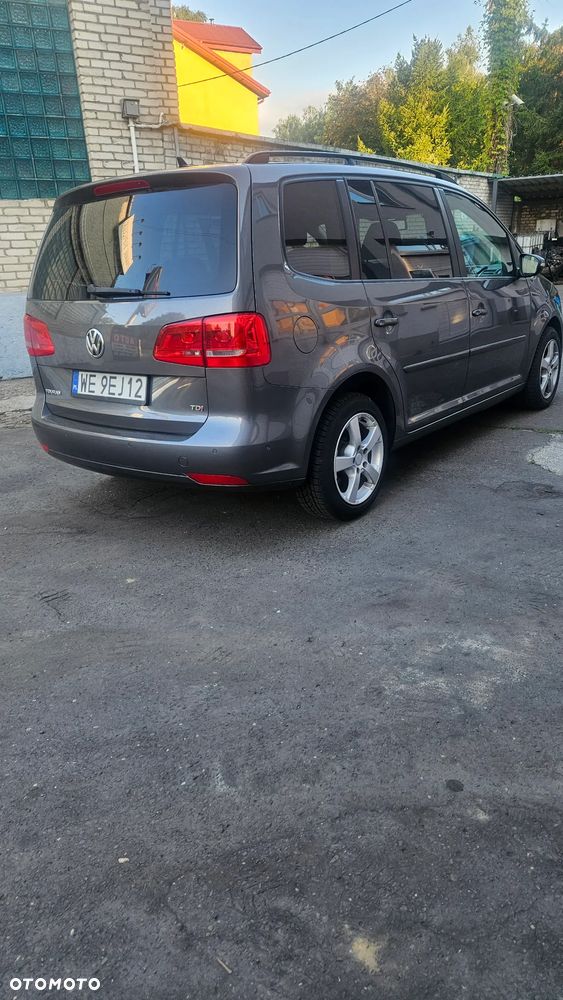 Volkswagen Touran 1.6 TDI DPF Comfortline DSG - 3