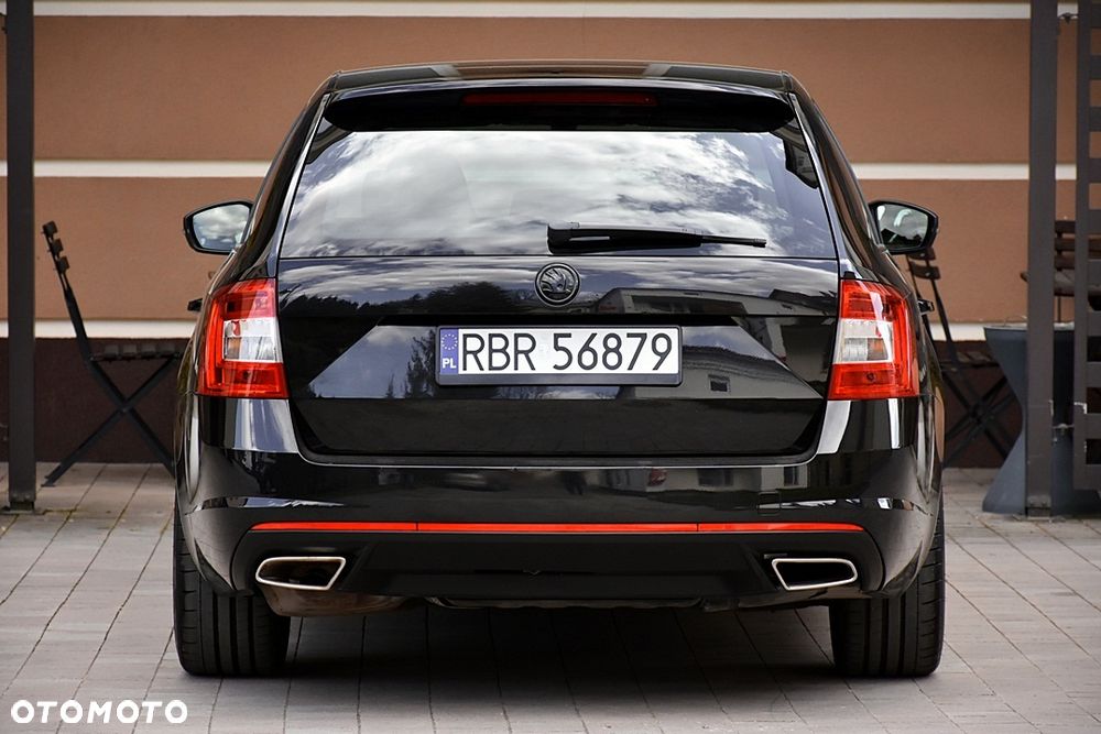 Skoda Octavia 2.0 TDI DSG RS - 16