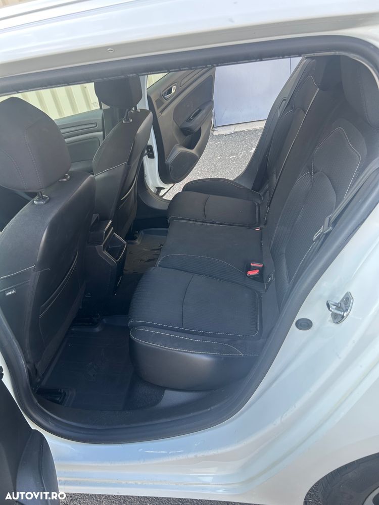 Renault Megane 1.5 dCi Dynamique - 5