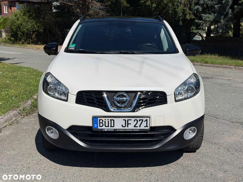 Nissan Qashqai - 2