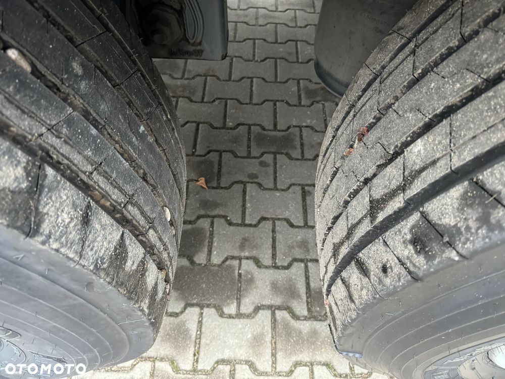 Krone Chłodnia ,Doppelstock , Carrier Vector 1550 - 20