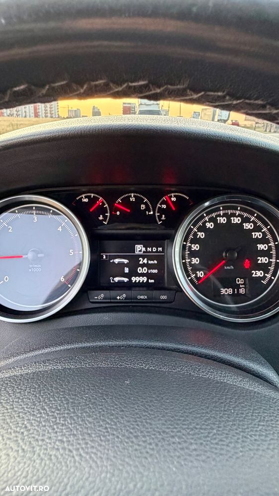 Peugeot 508 2.0 HDI FAP BVA Allure - 13