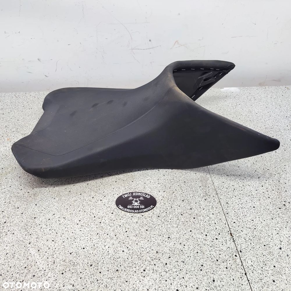 Kanapa, fotel przód, siedzenie kierowcy KTM 1290 Super Duke GT - 5