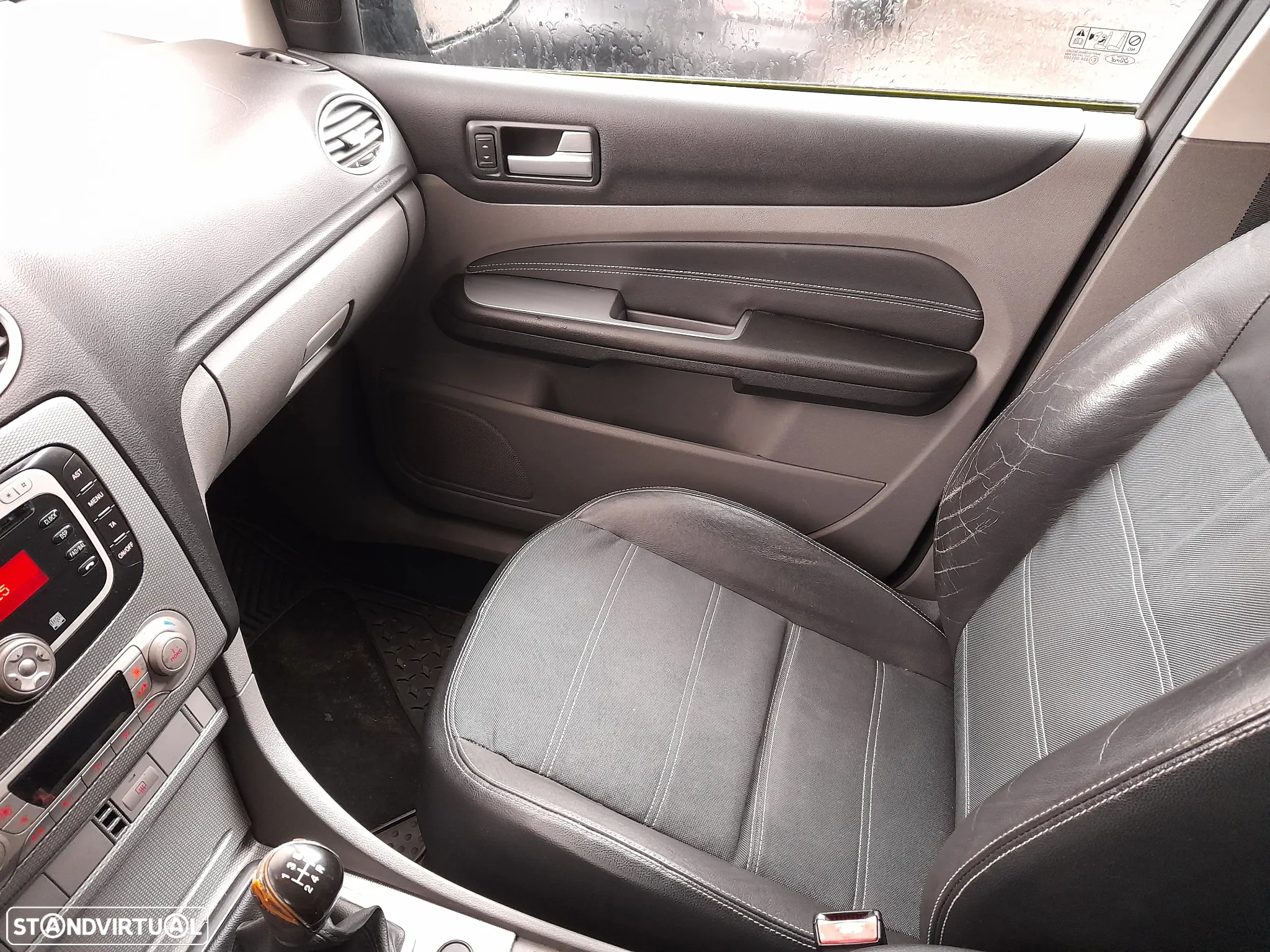 Ford Focus SW 1.6 TDCi Titanium - 11