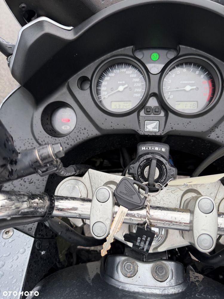 Honda CBF - 2