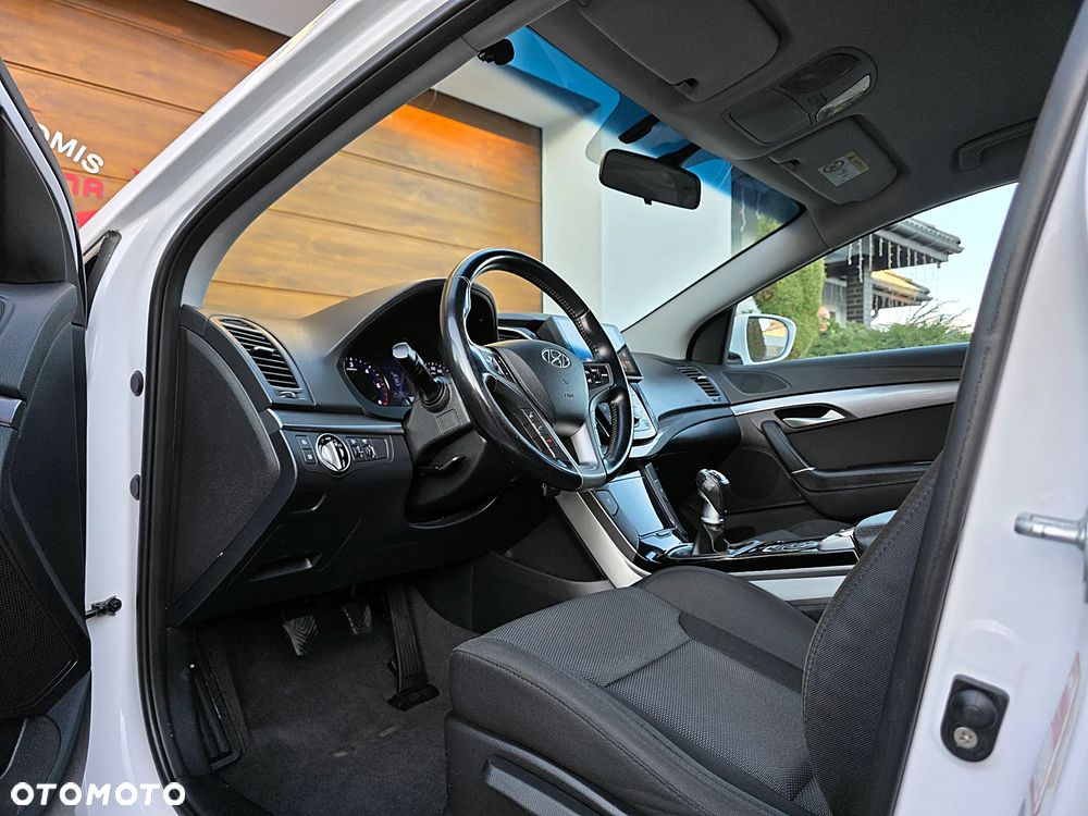 Hyundai i40 Kombi 1.7 CRDi Premium - 10