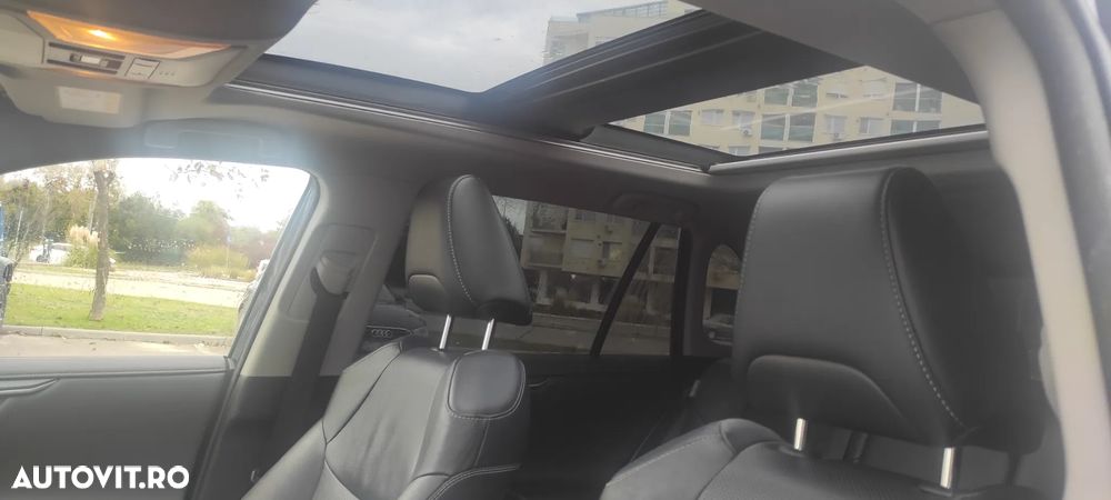 Toyota RAV4 2.5 Hybrid VVT-iE 4x4 Luxury Premium - 9