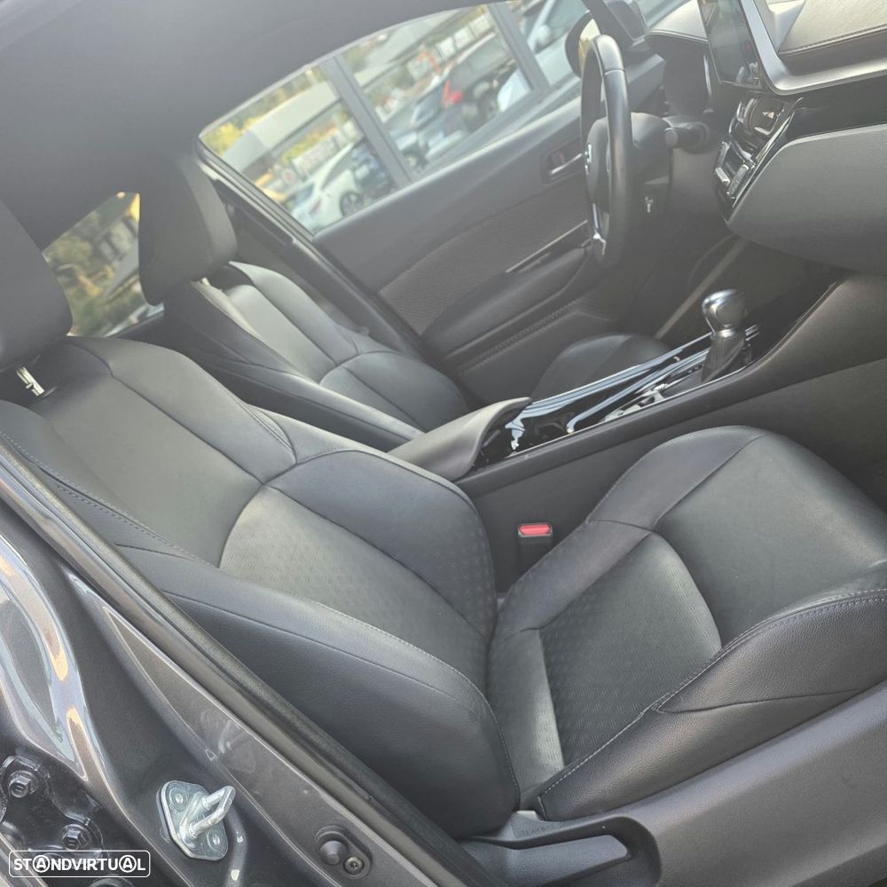 Toyota C-HR 1.8 Hybrid Exclusive+P.Luxury - 32