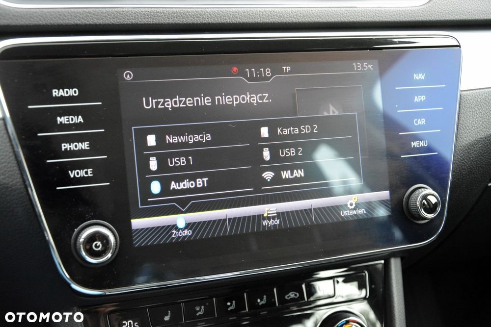 Skoda Superb 2.0 TDI Ambition DSG7 - 24