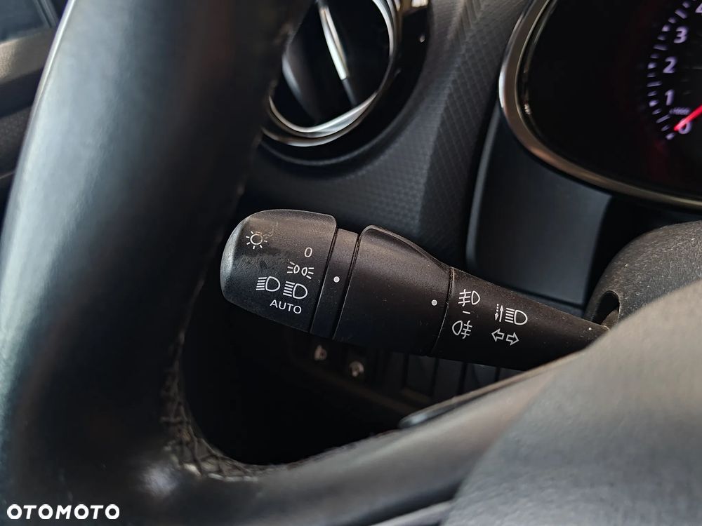 Renault Clio 0.9 Energy TCe Limited Plus - 26