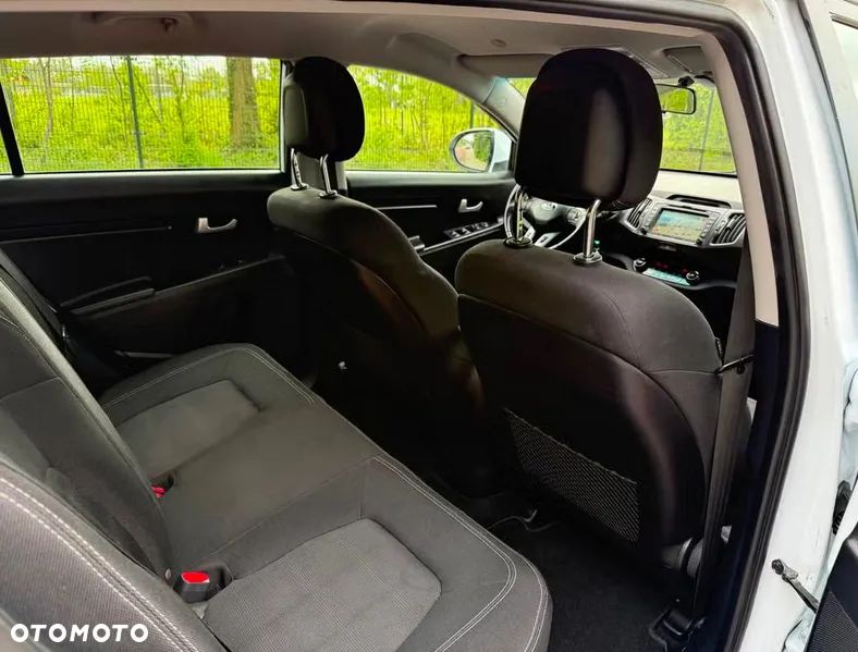 Kia Sportage - 10