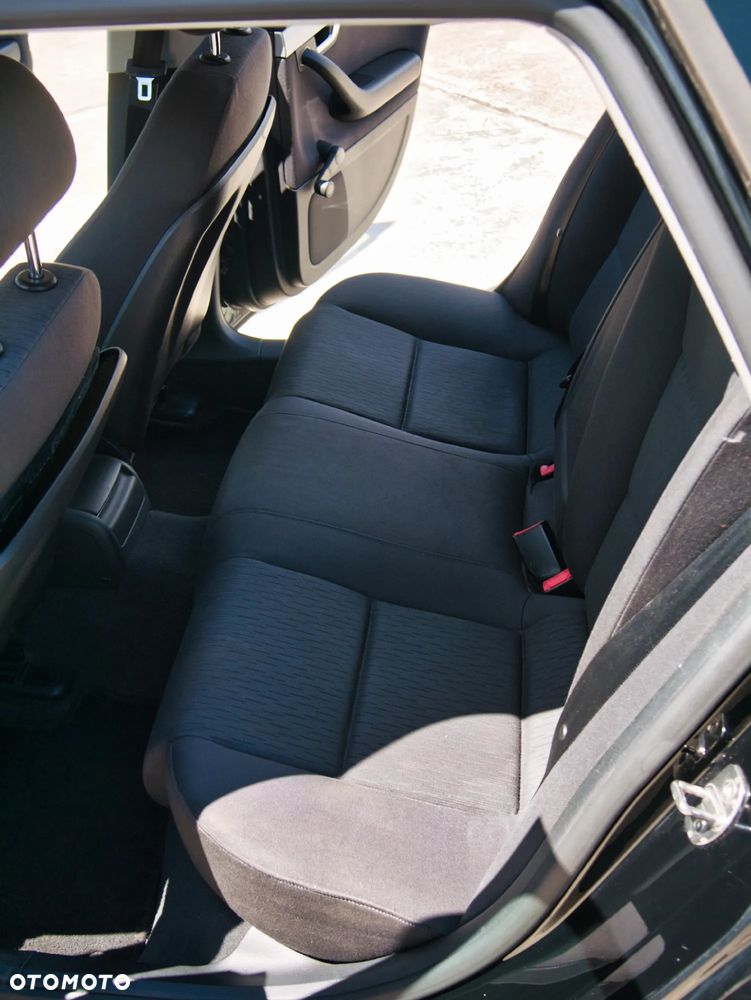 Audi A4 Avant 2.0 TDI DPF - 24