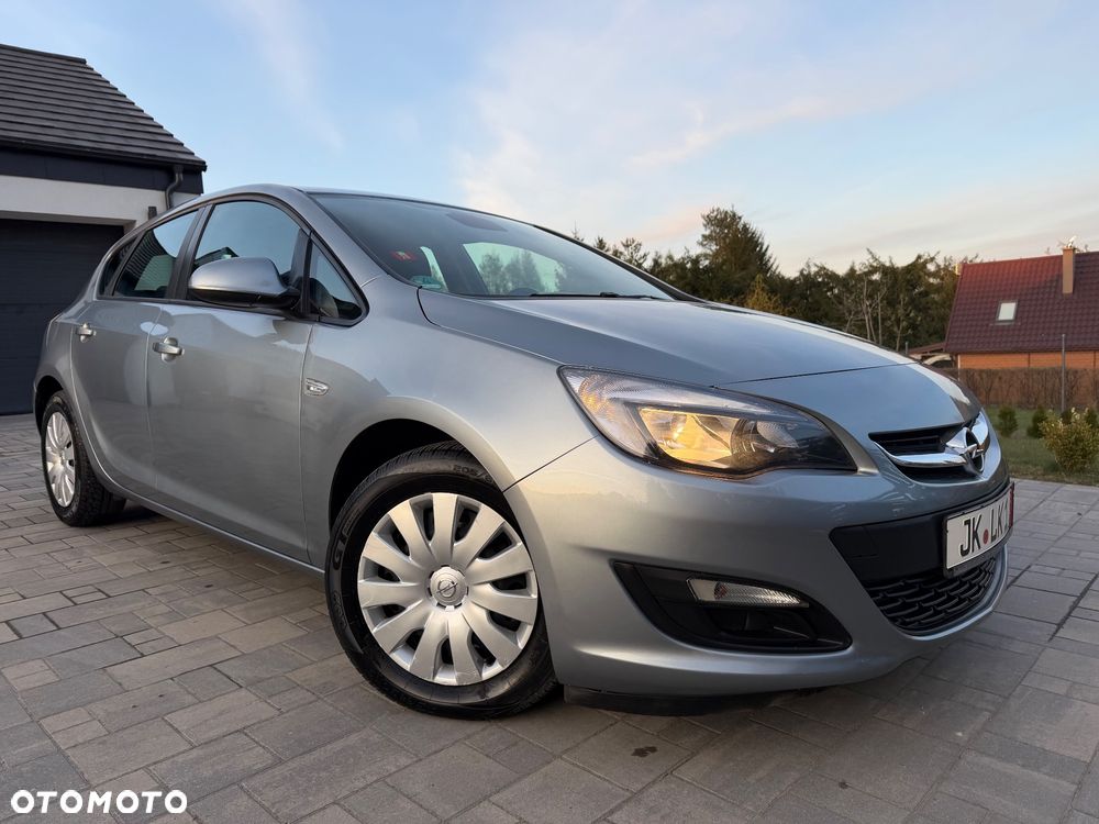 Opel Astra 1.6 Enjoy - 4