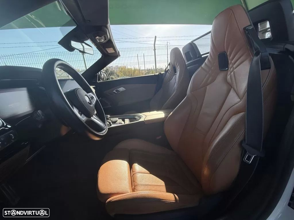 BMW Z4 30 i Pack M - 12